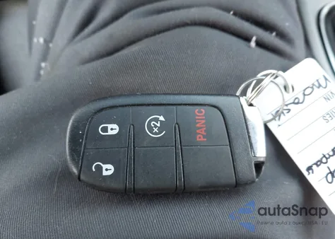 2019 Jeep Compass Latitude 4X4 из США, поврежденный, VIN 3C4NJDBB4KT592582